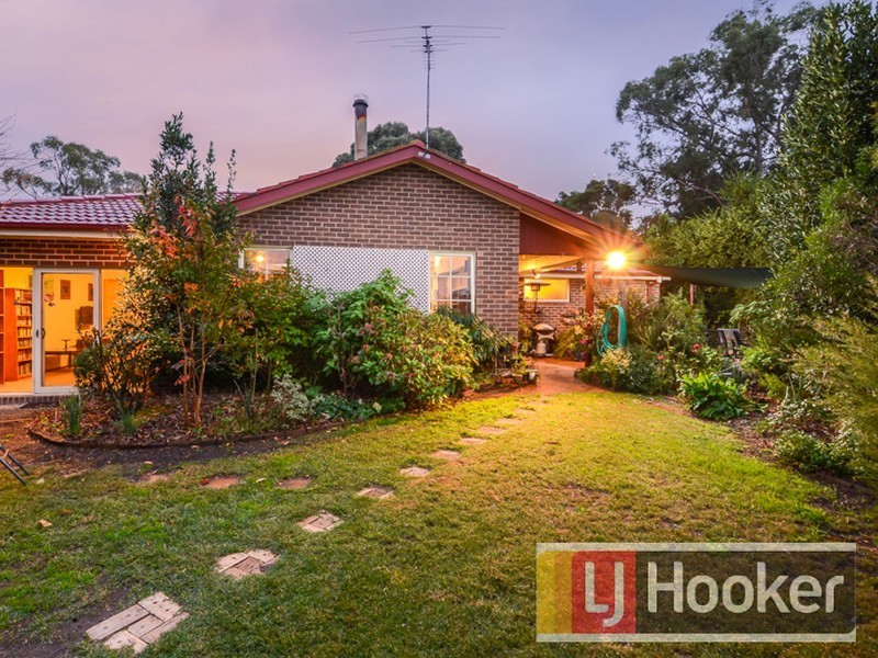 6 Kelso Place, Berwick VIC 3806
