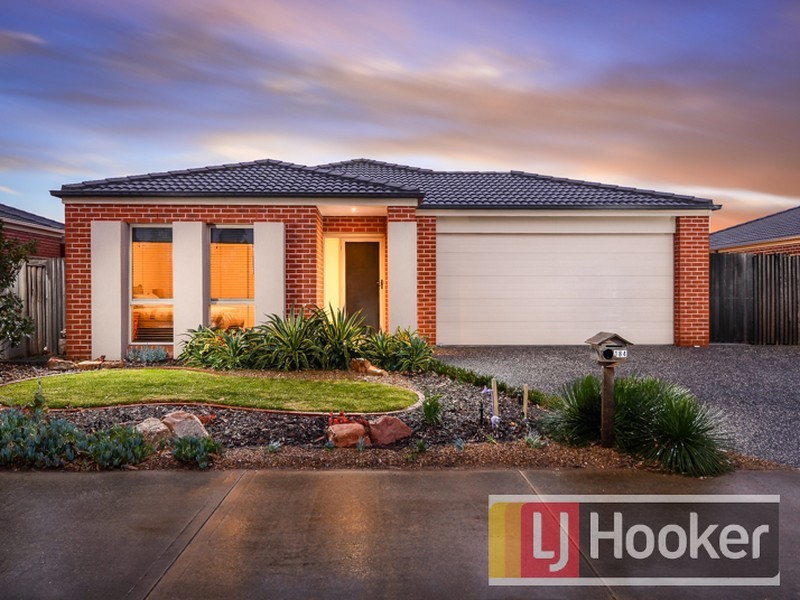 184 Linsell Blvd, Cranbourne East VIC 3977