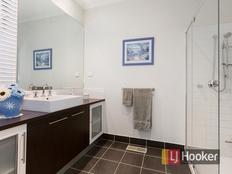 18 Wild Duck Way, Beaconsfield VIC 3807