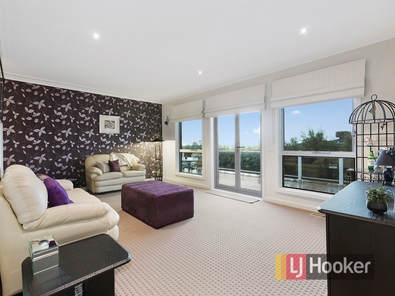 18 Wild Duck Way, Beaconsfield VIC 3807