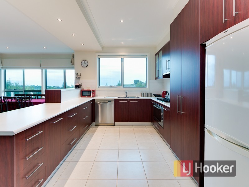 18 Wild Duck Way, Beaconsfield VIC 3807