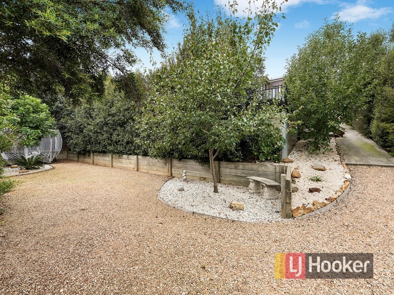 18 Wild Duck Way, Beaconsfield VIC 3807