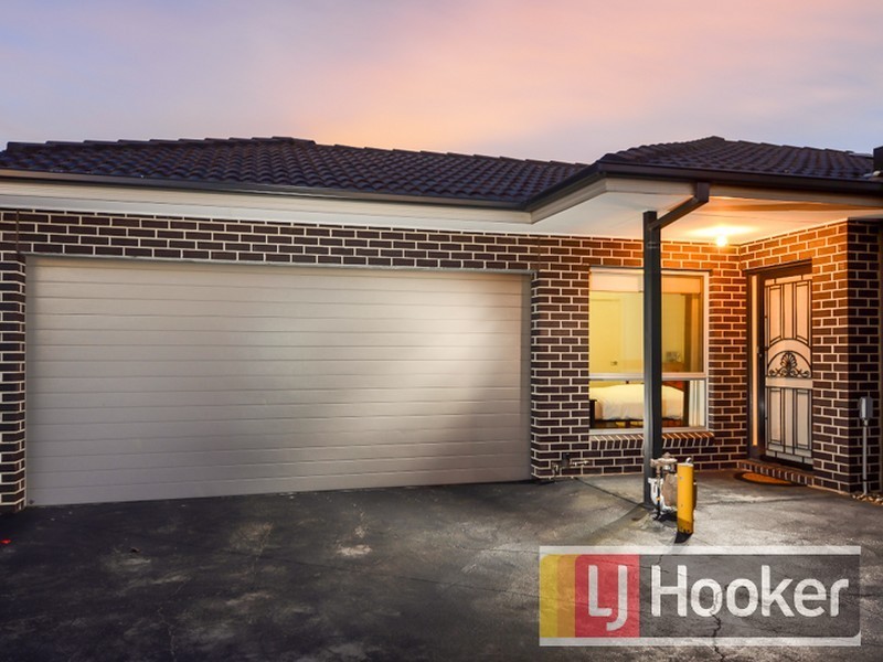 Unit 4/7-8 Roseville Court, Berwick VIC 3806