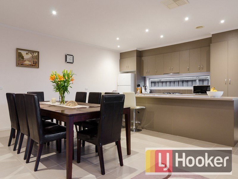 Unit 4/7-8 Roseville Court, Berwick VIC 3806