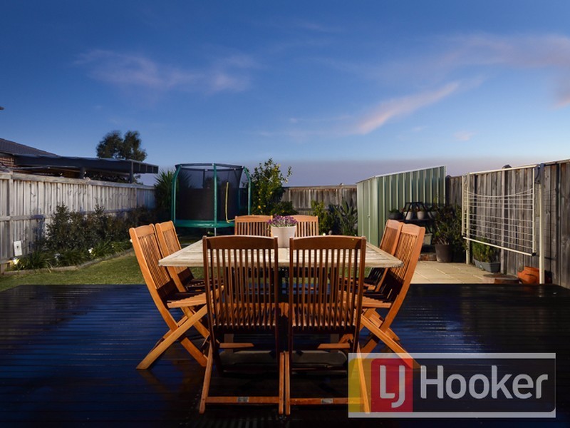 Unit 4/7-8 Roseville Court, Berwick VIC 3806