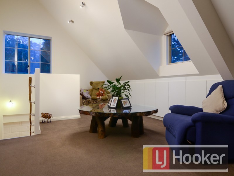 48 Salisbury Road, Beaconsfield Upper VIC 3808