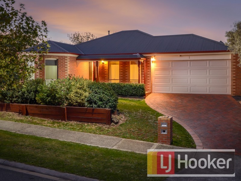 1 Stirling Circuit, Beaconsfield VIC 3807