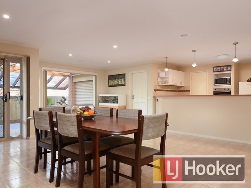 1 Stirling Circuit, Beaconsfield VIC 3807