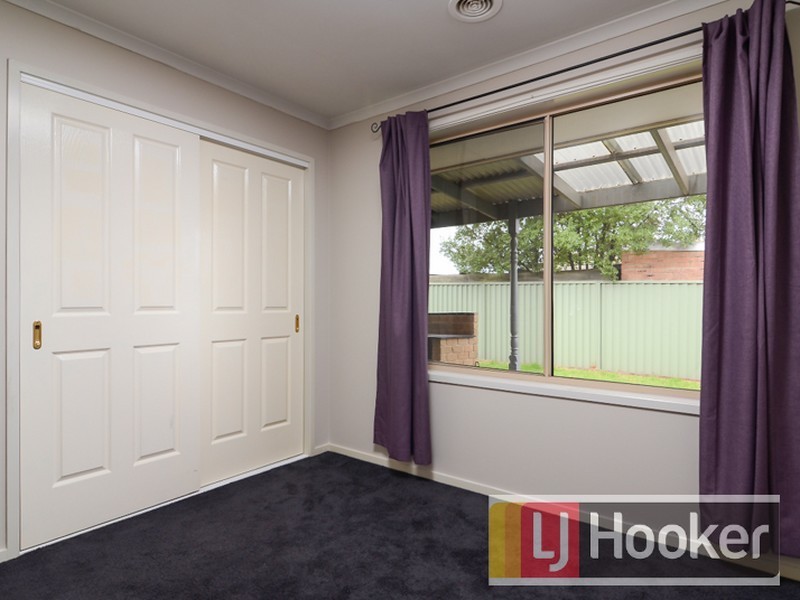 14 Masterton Place, Cranbourne East VIC 3977