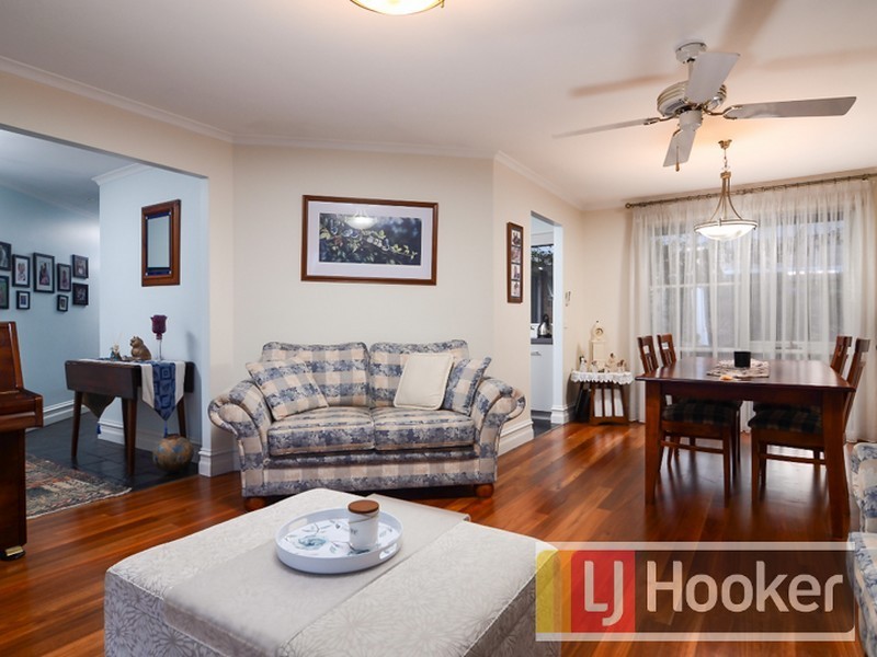 32 Ashfield Drive, Berwick VIC 3806