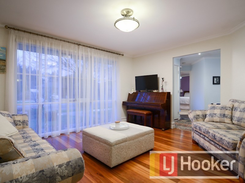 32 Ashfield Drive, Berwick VIC 3806