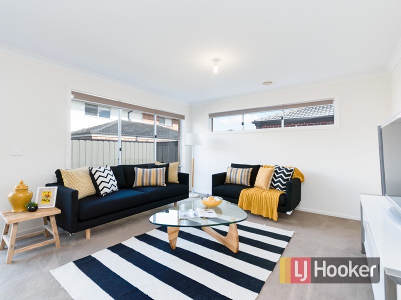 20 Ventasso Street, Clyde North VIC 3978