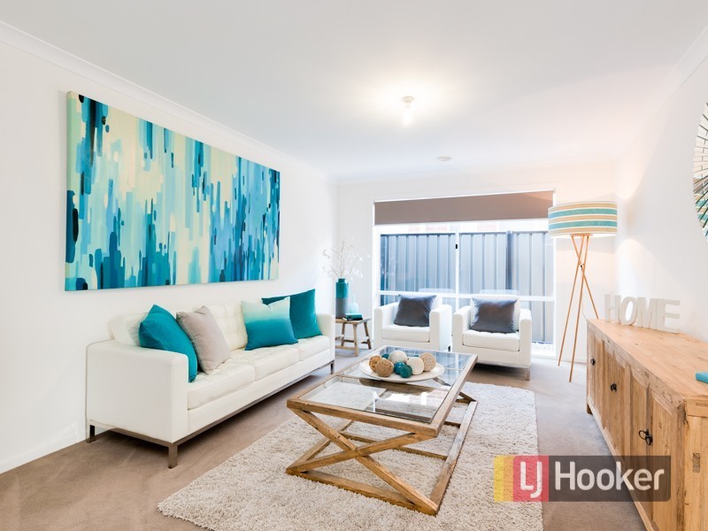 20 Ventasso Street, Clyde North VIC 3978