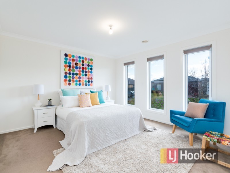 20 Ventasso Street, Clyde North VIC 3978