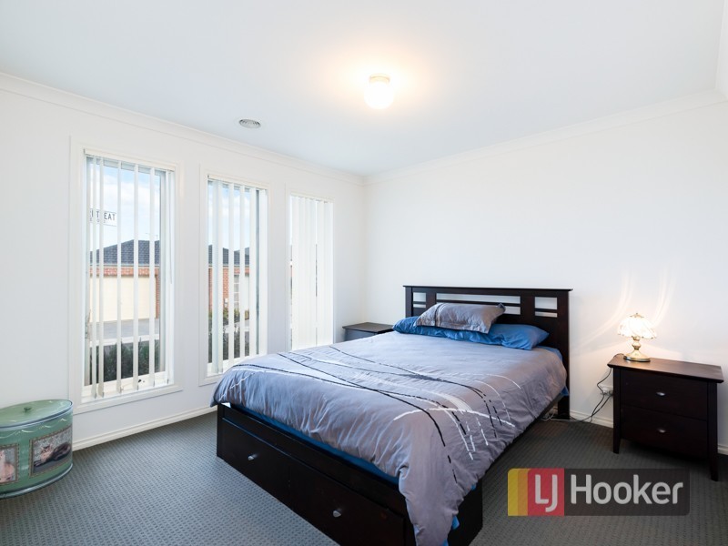 10 Blackburn Mews, Langwarrin VIC 3910