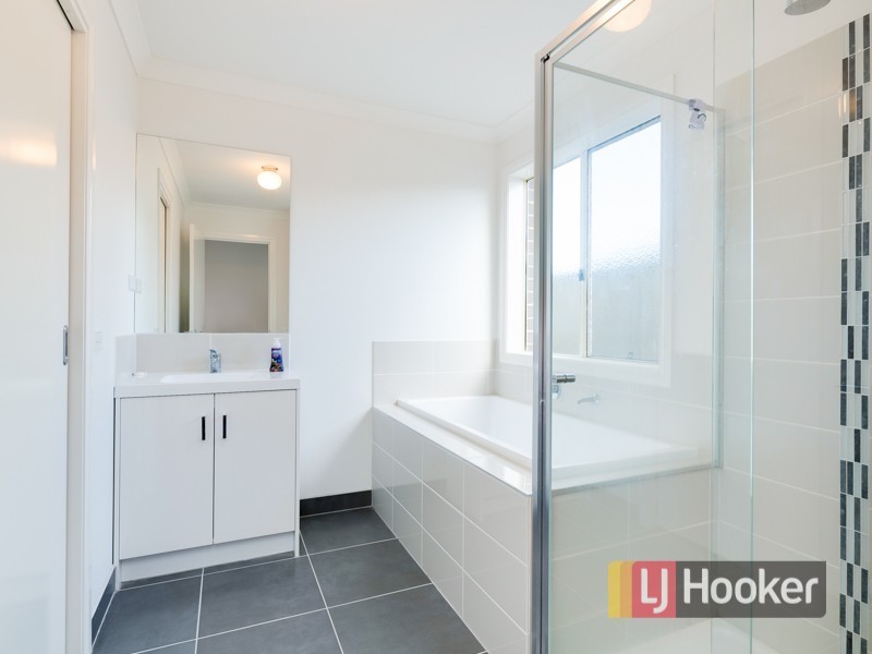 10 Blackburn Mews, Langwarrin VIC 3910