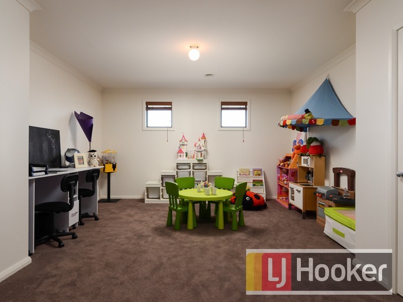 9 Jembecca Drive, Berwick VIC 3806