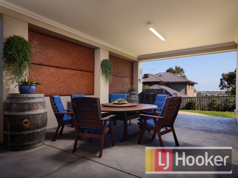9 Jembecca Drive, Berwick VIC 3806