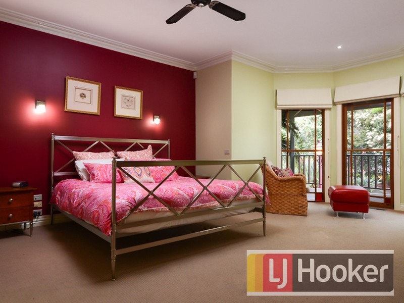 26 Waterford Close, Narre Warren North VIC 3804