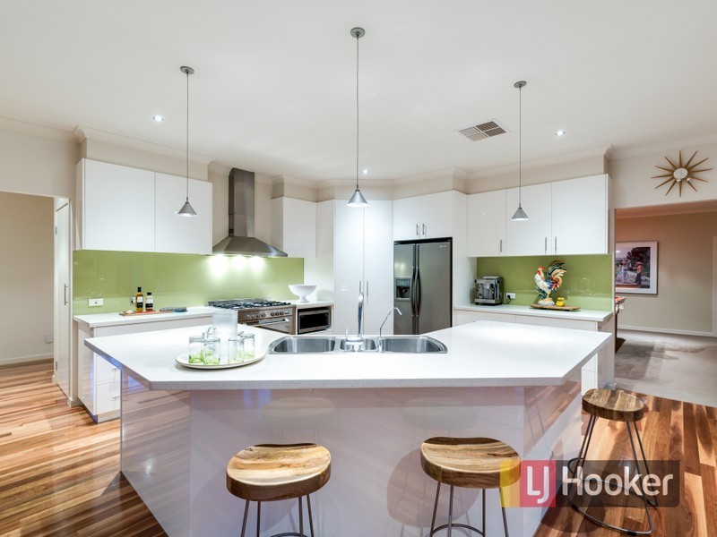 36-38 The Boulevard, Narre Warren South VIC 3805