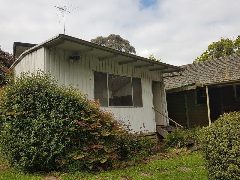 21 Langmore Lane, Berwick VIC 3806