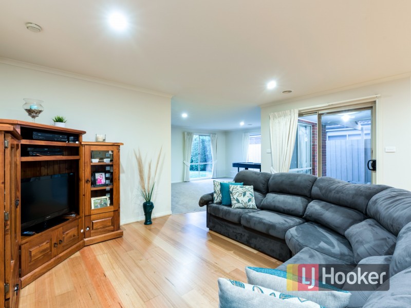 14 Orsino Place, Berwick VIC 3806