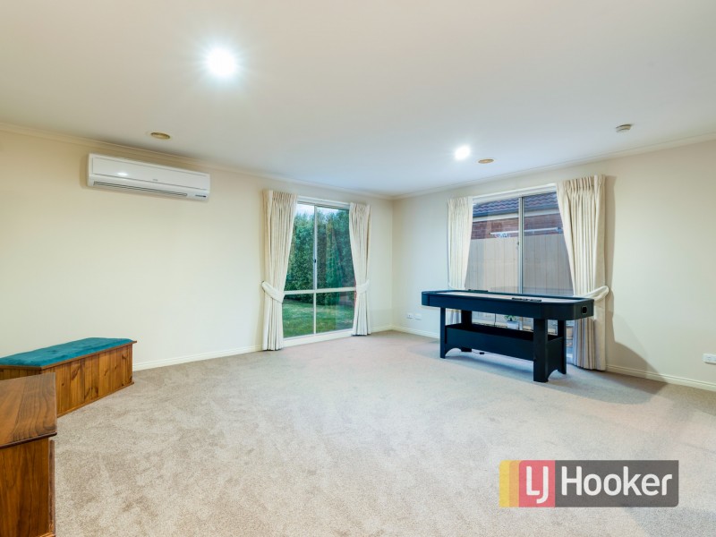 14 Orsino Place, Berwick VIC 3806