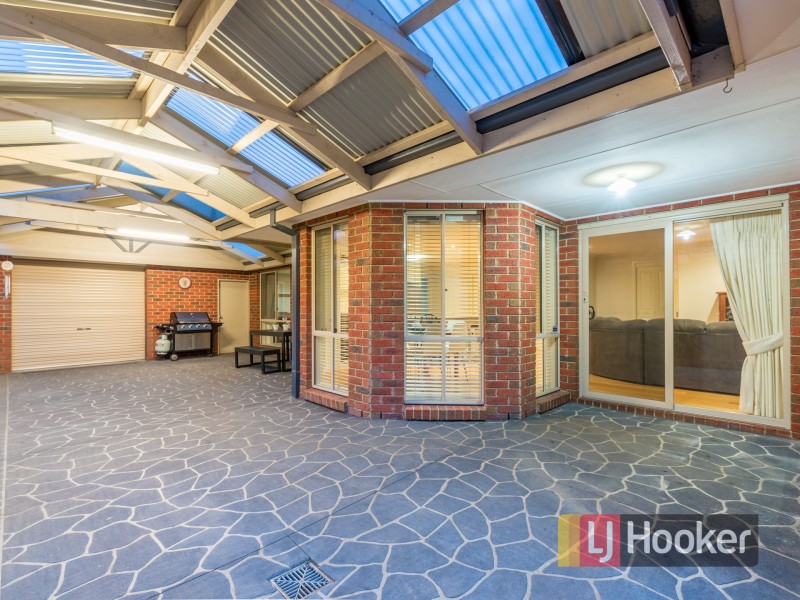 14 Orsino Place, Berwick VIC 3806