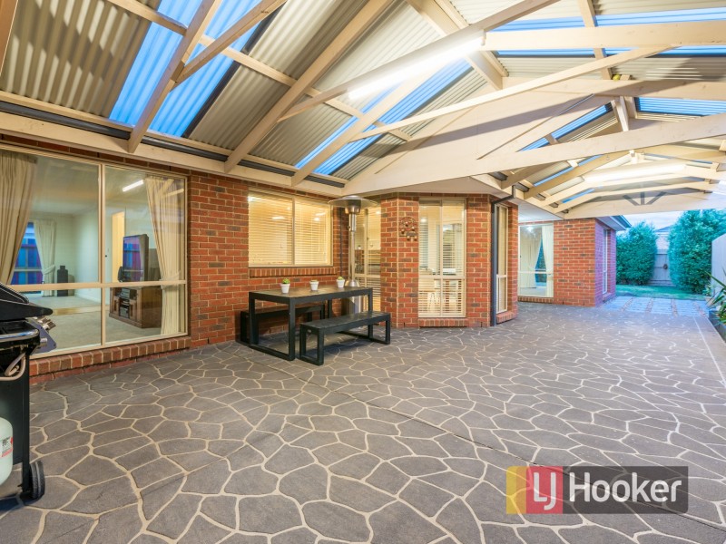 14 Orsino Place, Berwick VIC 3806