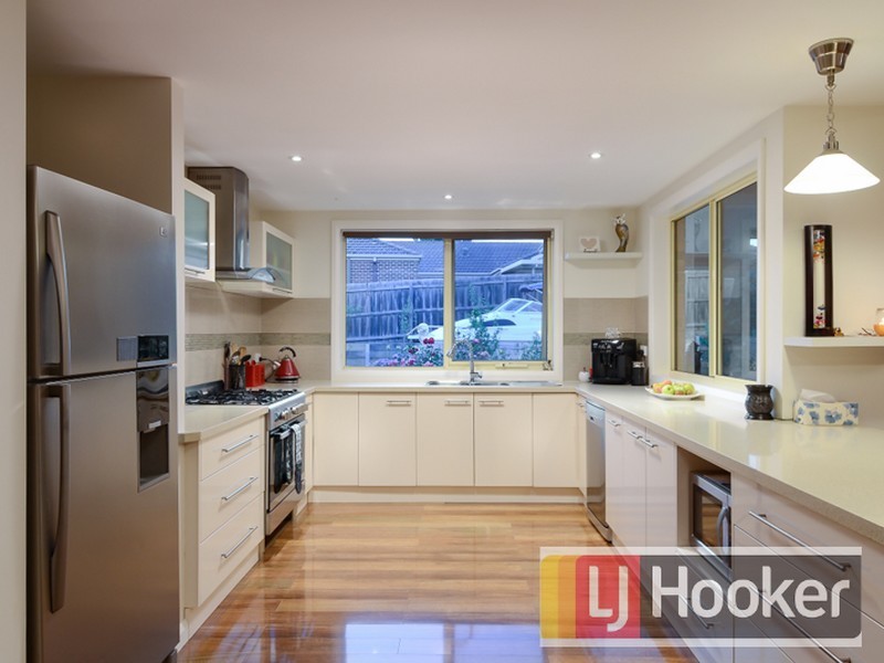 53 Timberside Drive, Beaconsfield VIC 3807