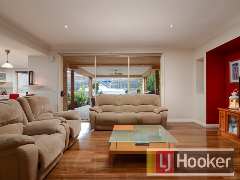 53 Timberside Drive, Beaconsfield VIC 3807