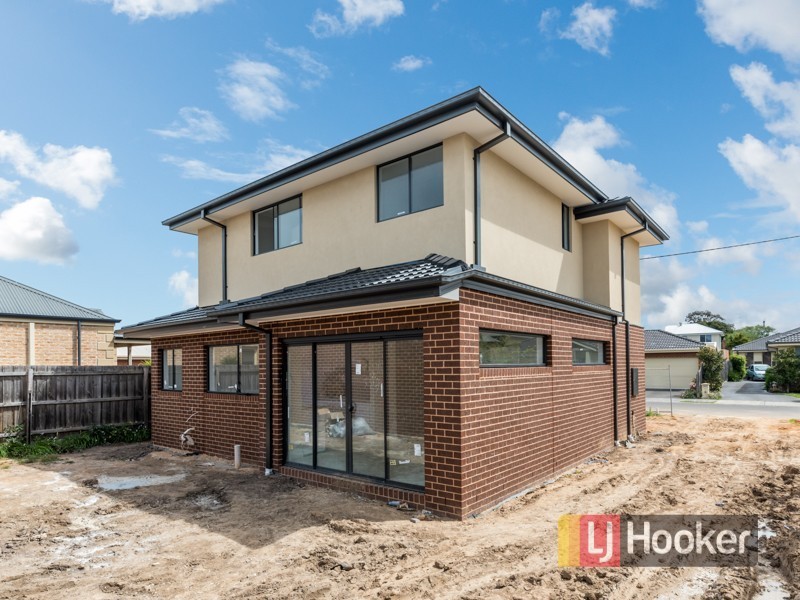 1/6 Railway Avenue, Beaconsfield VIC 3807