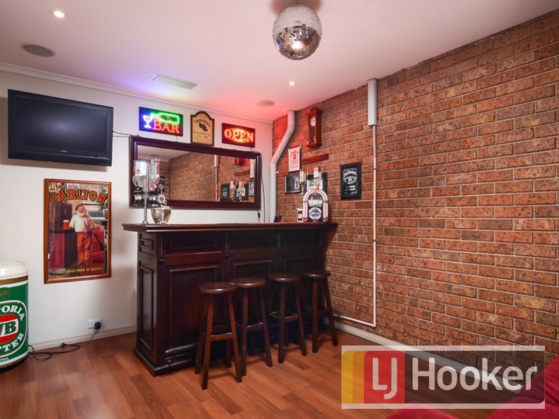 9 Wirrabarra Place, Berwick VIC 3806