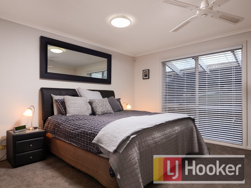 10 Outlook Drive, Berwick VIC 3806