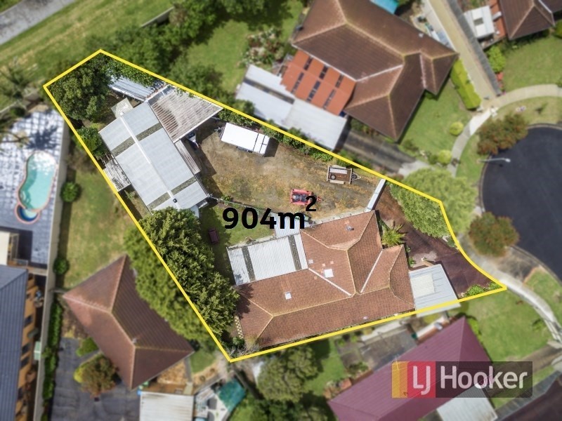 35 Adam Avenue, Hallam VIC 3803