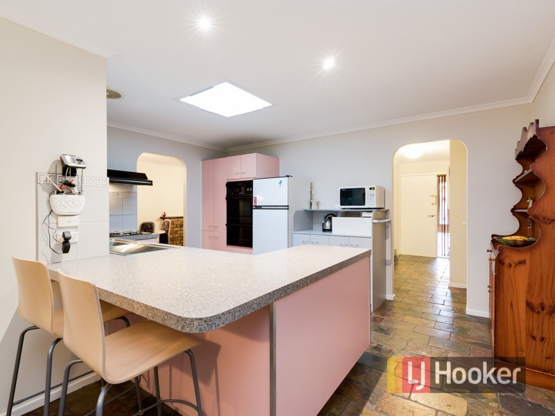 35 Adam Avenue, Hallam VIC 3803