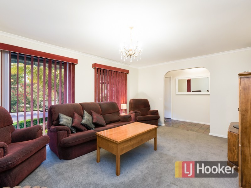 35 Adam Avenue, Hallam VIC 3803
