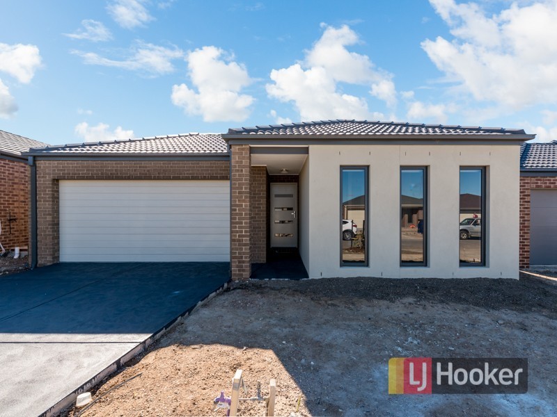 5 Hibiscus Street, Officer VIC 3809