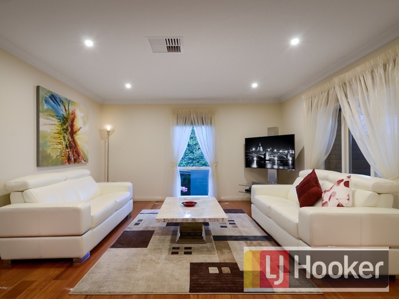 12 Shute Avenue, Berwick VIC 3806