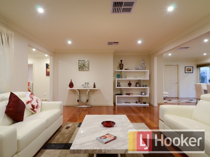 12 Shute Avenue, Berwick VIC 3806