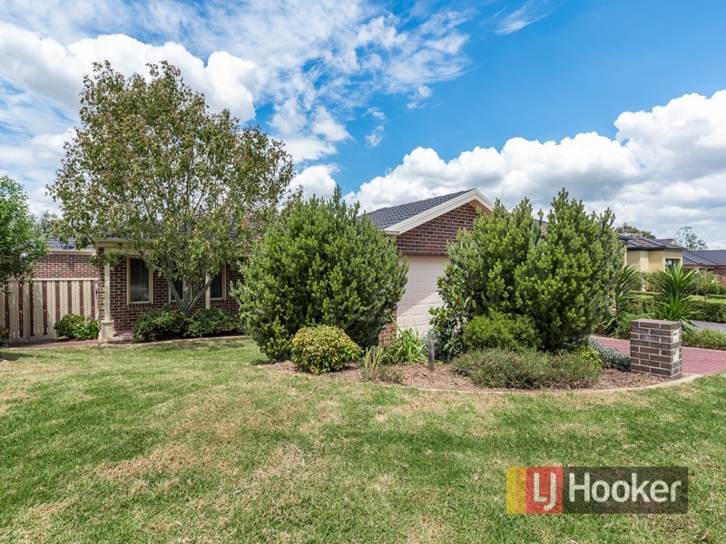 7 Lisson Court, Berwick VIC 3806