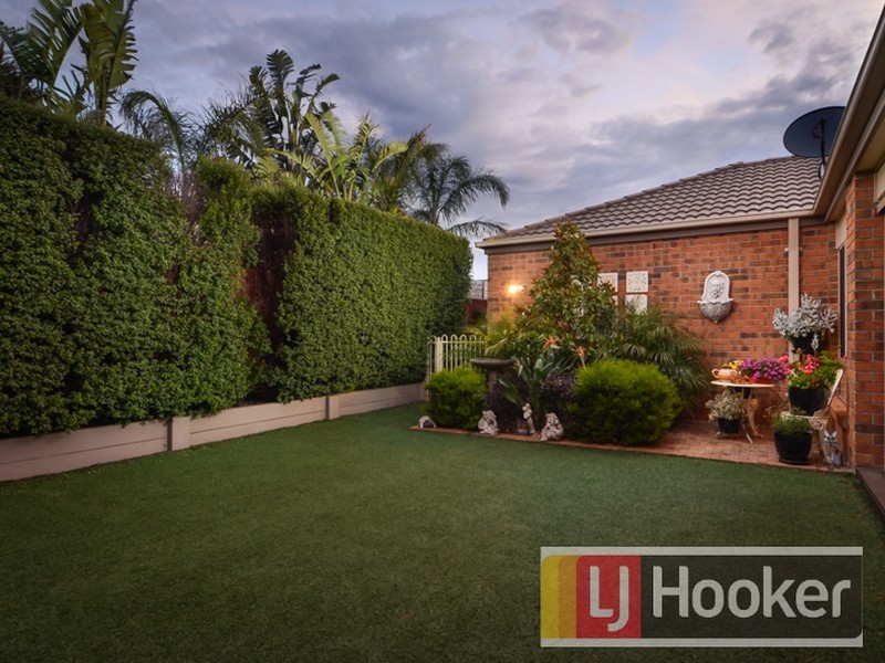 14 Honey Court, Berwick VIC 3806