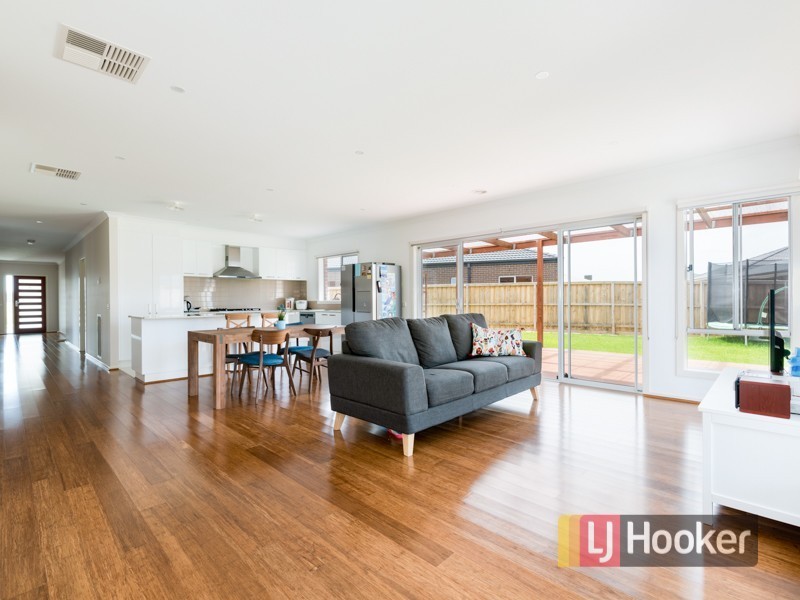 39 Marija Crescent, Berwick VIC 3806