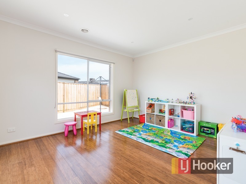 39 Marija Crescent, Berwick VIC 3806