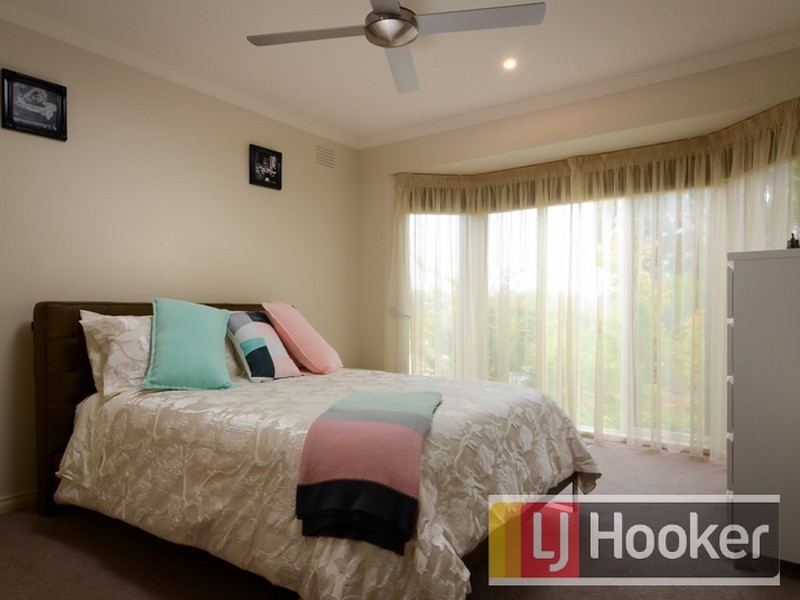 12 Shute Avenue, Berwick VIC 3806