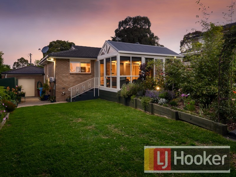 12 Shute Avenue, Berwick VIC 3806