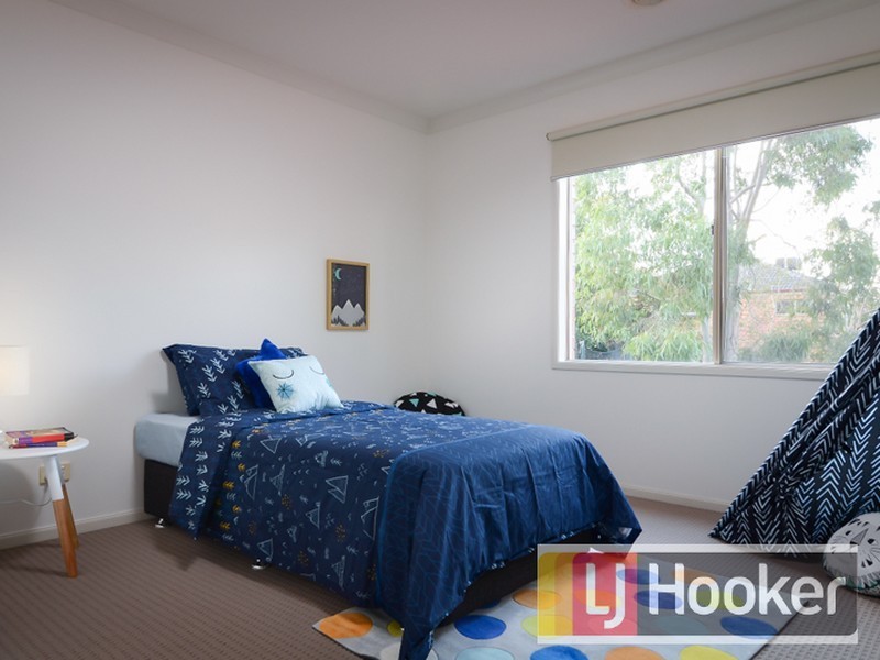 4 Lincoln Avenue, Berwick VIC 3806