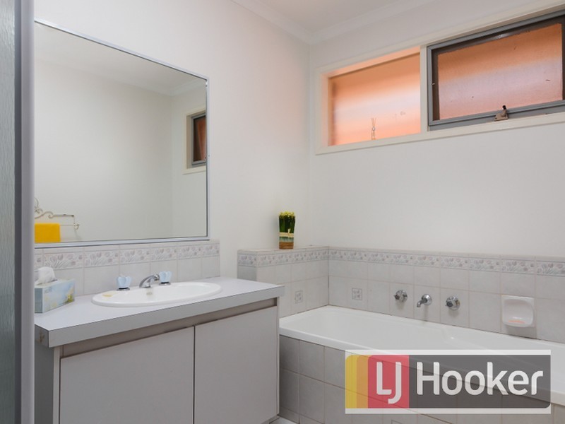 53 Warrawong Drive, Berwick VIC 3806