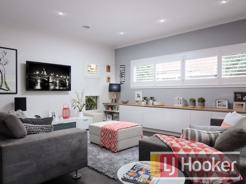 10 Norris Grove, Berwick VIC 3806