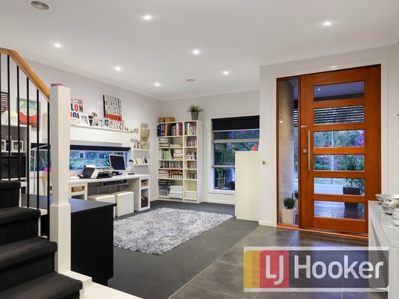 10 Norris Grove, Berwick VIC 3806